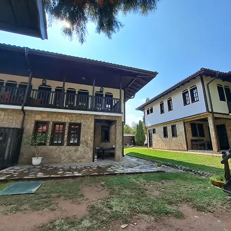 Aura House Dolna Banya