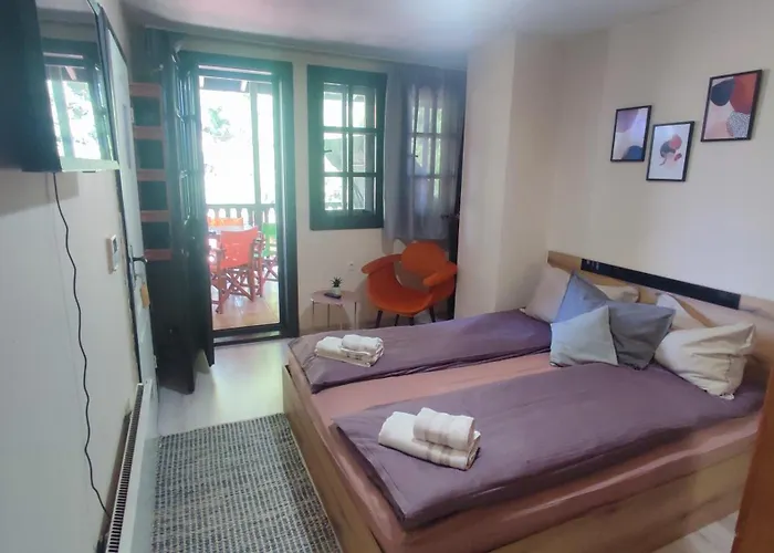 Aura House Dolna Banya